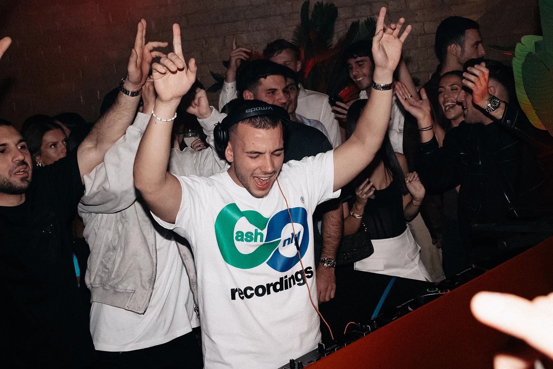 SUNDARA - Sunday 31st May